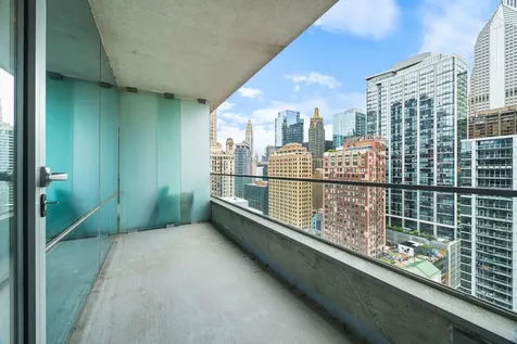 8 East Randolph Street Chicago IL 60601