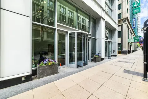 8 East Randolph Street Chicago IL 60601