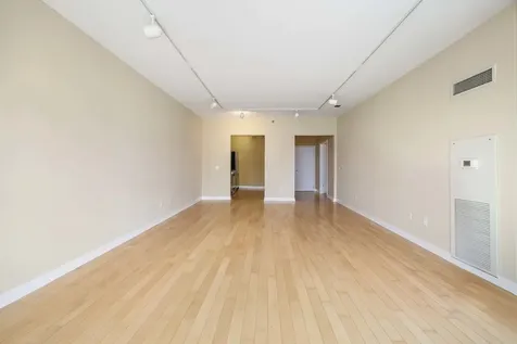 8 East Randolph Street Chicago IL 60601