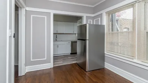 4004 North Avers Avenue Chicago IL 60618