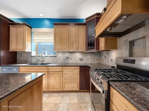 6427 27TH Place Berwyn IL 60402