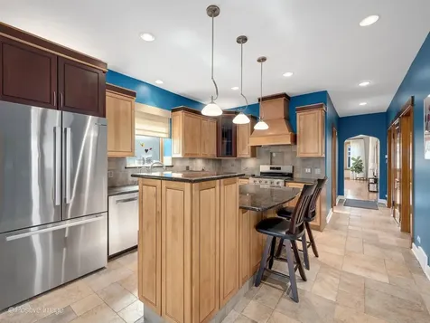 6427 27TH Place Berwyn IL 60402