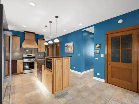 6427 27TH Place Berwyn IL 60402