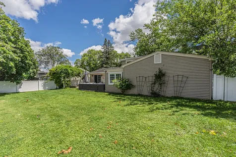 210 West Pickwick Road Arlington Heights IL 60005