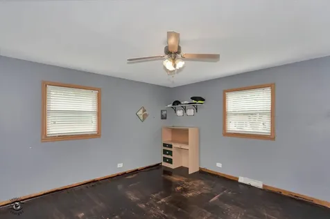 5115 158TH Street Oak Forest IL 60452