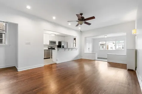 3739 North Wilton Avenue Chicago IL 60613