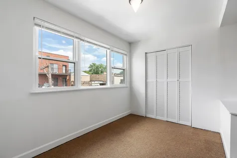 3739 North Wilton Avenue Chicago IL 60613