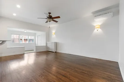 3739 North Wilton Avenue Chicago IL 60613