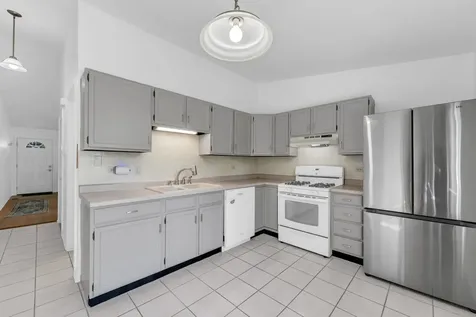 1110 Riverwood Drive Algonquin IL 60102