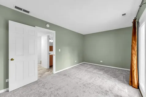 1110 Riverwood Drive Algonquin IL 60102