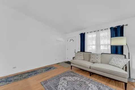 1110 Riverwood Drive Algonquin IL 60102
