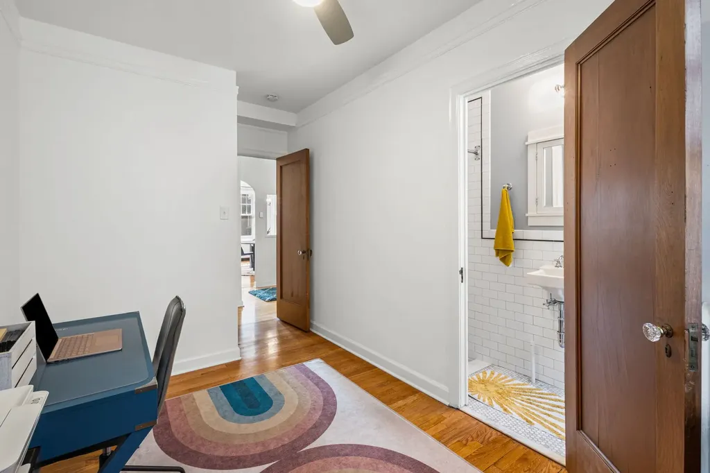 6334 North Sheridan Road Chicago IL 60660