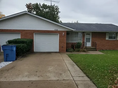 728 North 2853rd Road Utica IL 61373