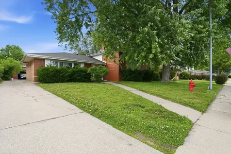 15342 Dobson Avenue South Holland IL 60473