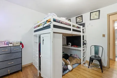 15342 Dobson Avenue South Holland IL 60473