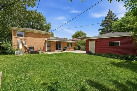 15342 Dobson Avenue South Holland IL 60473