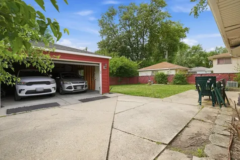 15342 Dobson Avenue South Holland IL 60473