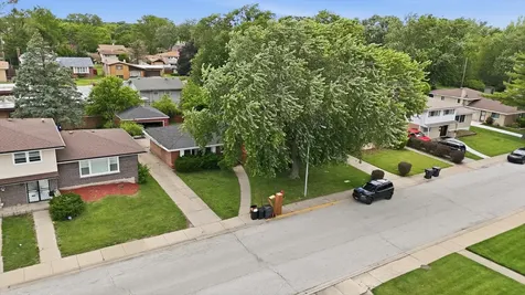 15342 Dobson Avenue South Holland IL 60473