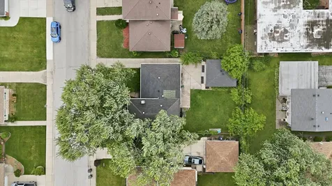 15342 Dobson Avenue South Holland IL 60473