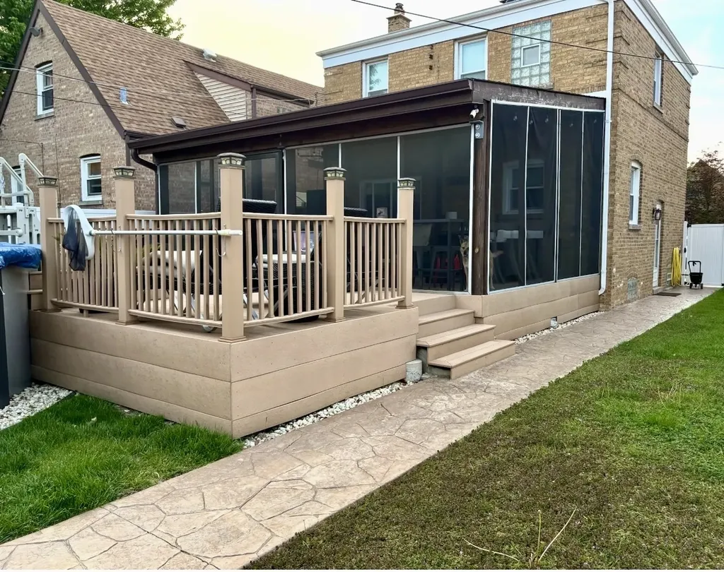 3855 West 109th Place Chicago IL 60655