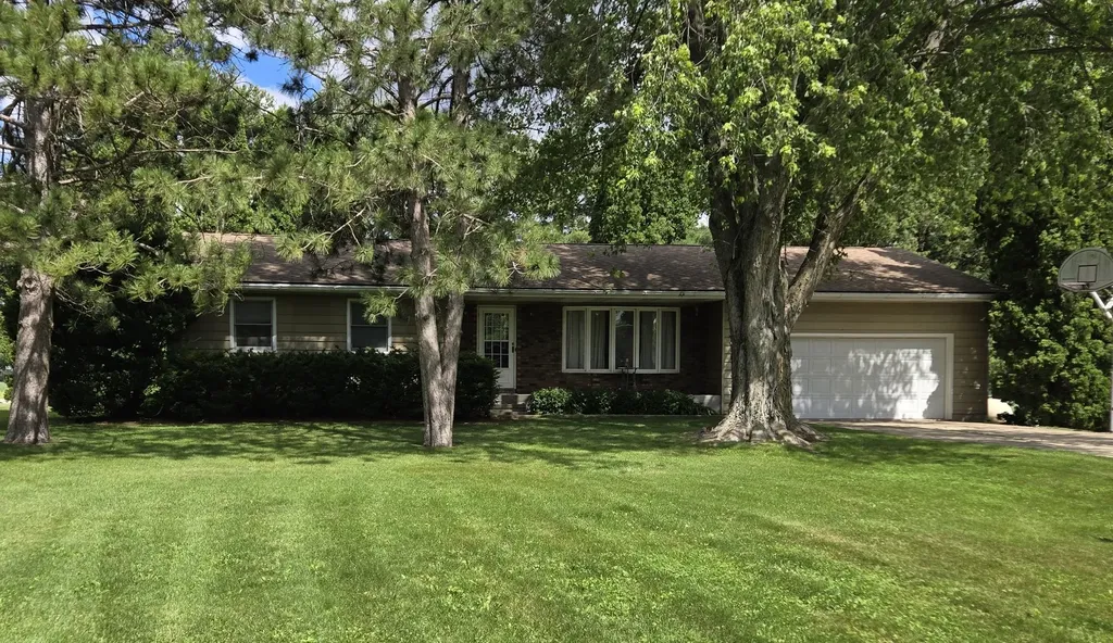 6428 South Oakwood Lane Polo IL 61064