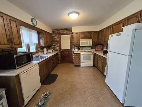 6428 South Oakwood Lane Polo IL 61064