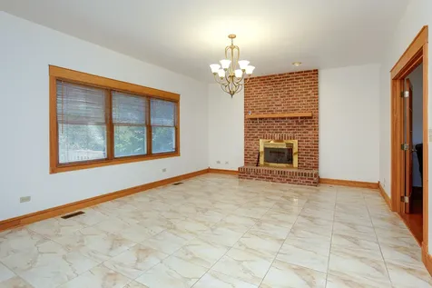 4N411 Trinity Lane West Chicago IL 60185