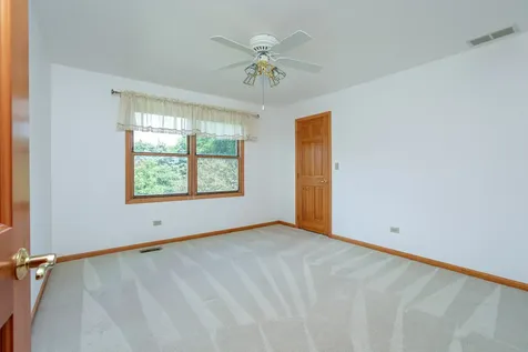 4N411 Trinity Lane West Chicago IL 60185