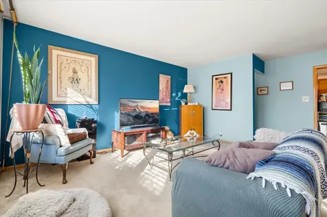 11043 Boeger Court Westchester IL 60154