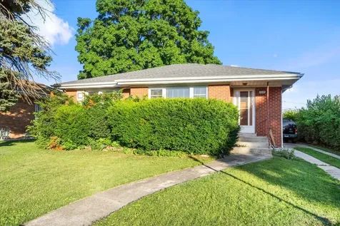 11043 Boeger Court Westchester IL 60154