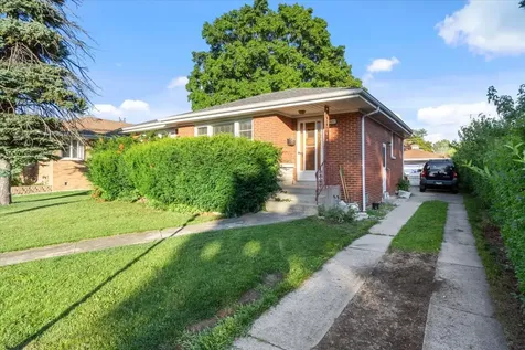 11043 Boeger Court Westchester IL 60154