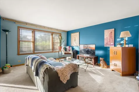 11043 Boeger Court Westchester IL 60154