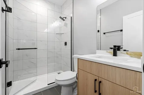 5228 South Mason Avenue Chicago IL 60638