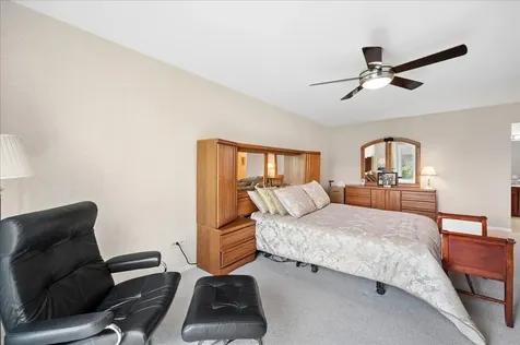 3741 Mission Hills Road Northbrook IL 60062
