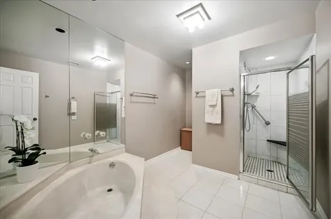 3741 Mission Hills Road Northbrook IL 60062