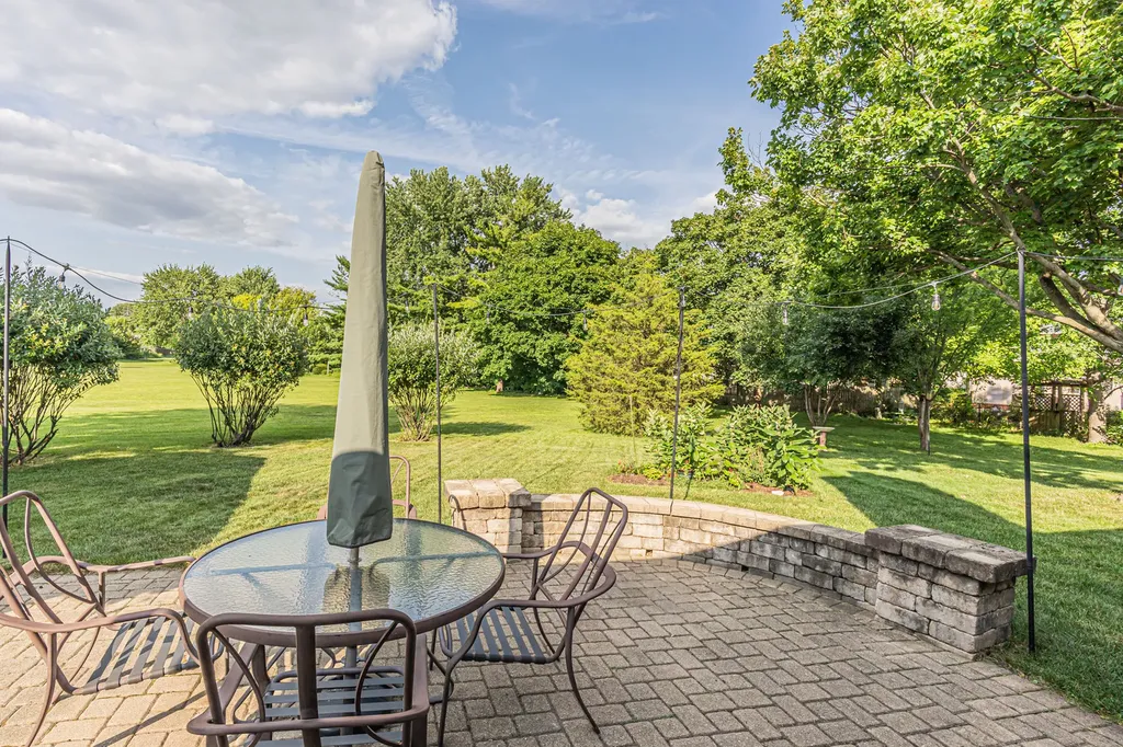 1526 Sycamore Lane Aurora IL 60504