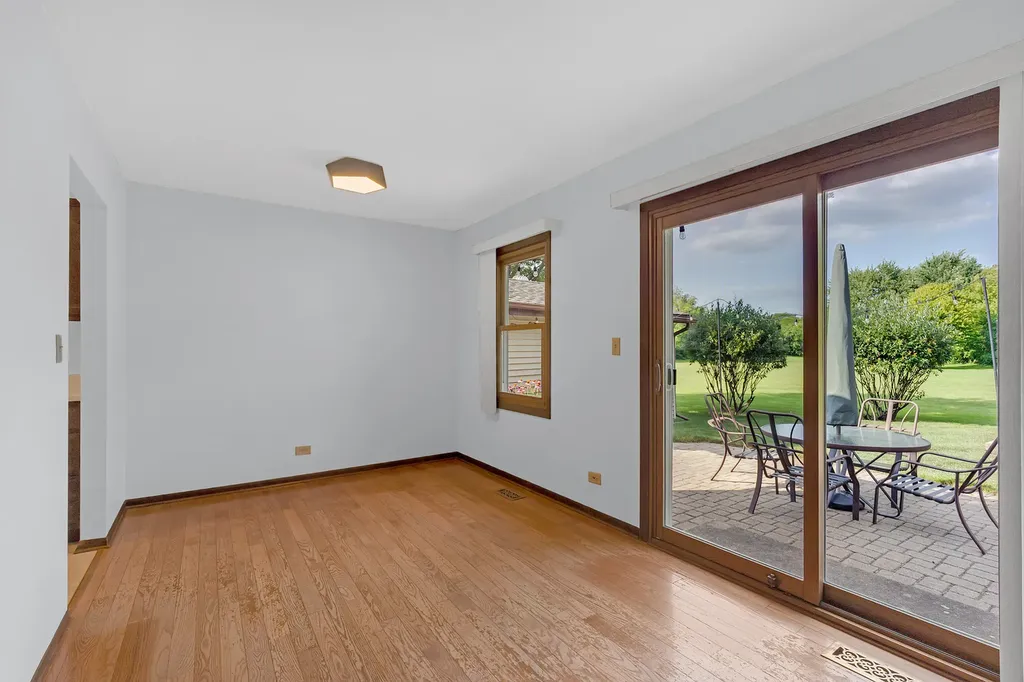 1526 Sycamore Lane Aurora IL 60504