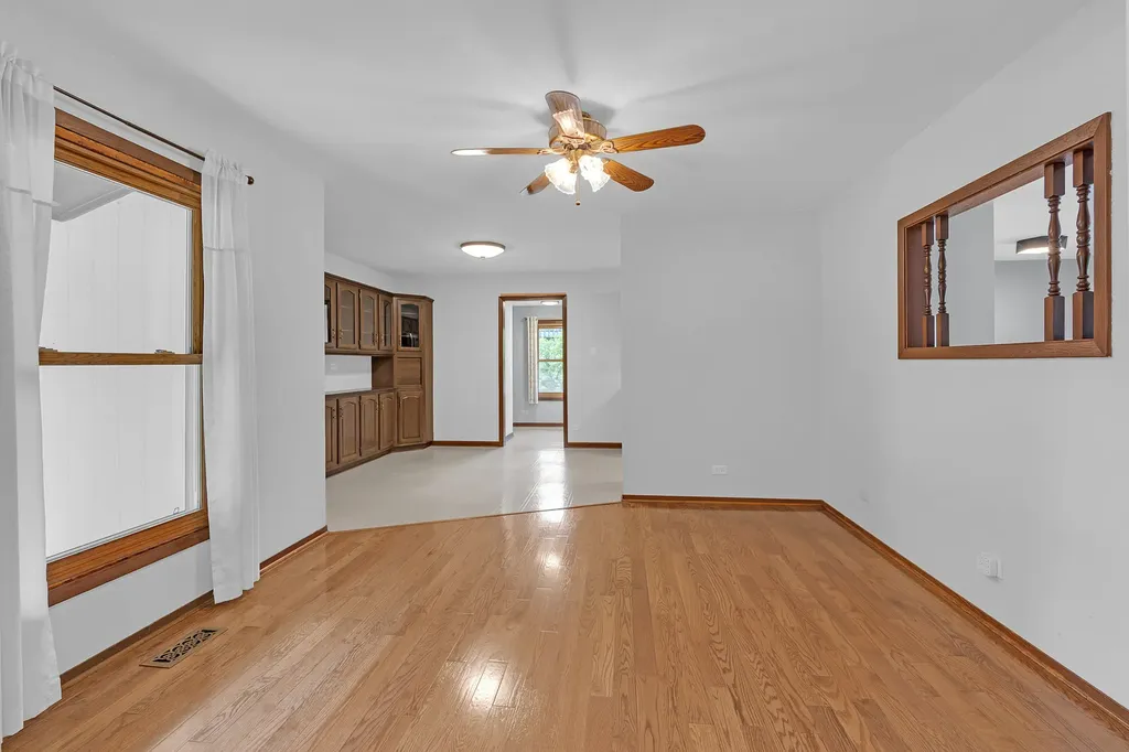 1526 Sycamore Lane Aurora IL 60504