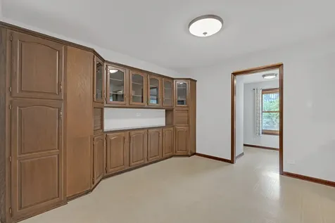 1526 Sycamore Lane Aurora IL 60504