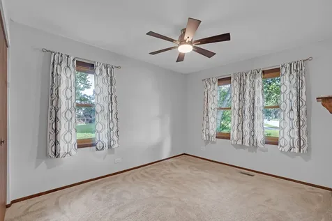 1526 Sycamore Lane Aurora IL 60504