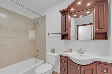 1526 Sycamore Lane Aurora IL 60504