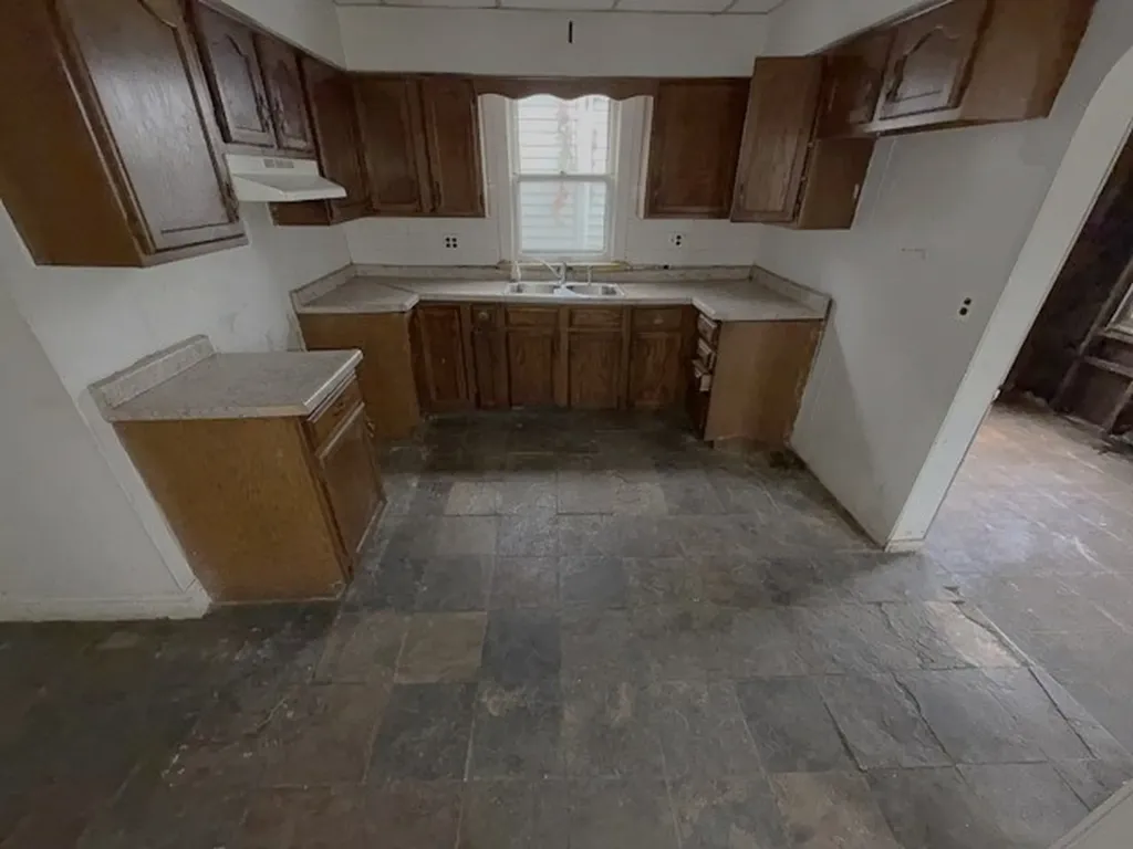 7514 South Rhodes Avenue Chicago IL 60619