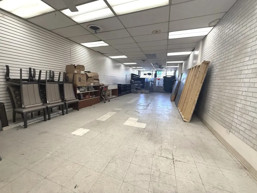 4017 West 63rd Street Chicago IL 60629
