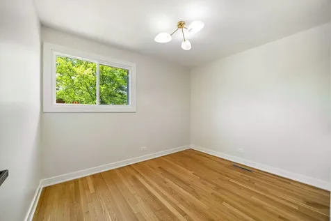 15023 Mission Avenue Oak Forest IL 60452