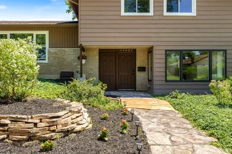 15023 Mission Avenue Oak Forest IL 60452