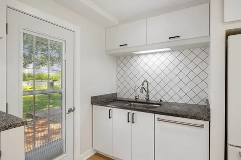 15023 Mission Avenue Oak Forest IL 60452