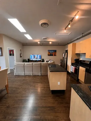 2013 West Division Street Chicago IL 60622