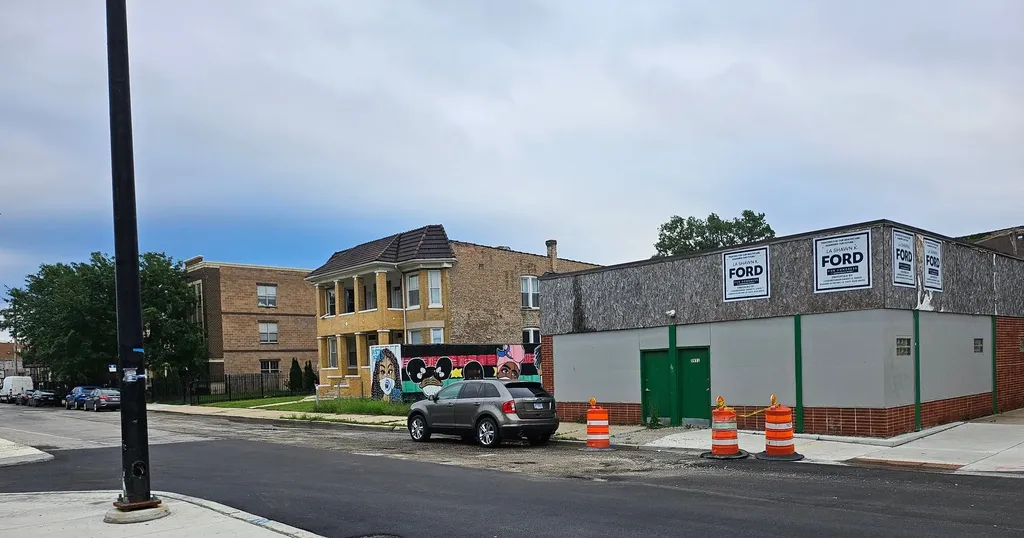 335 North Mason Avenue N Chicago IL 60644