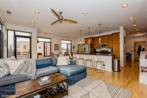 4003 North Wolcott Avenue Chicago IL 60613
