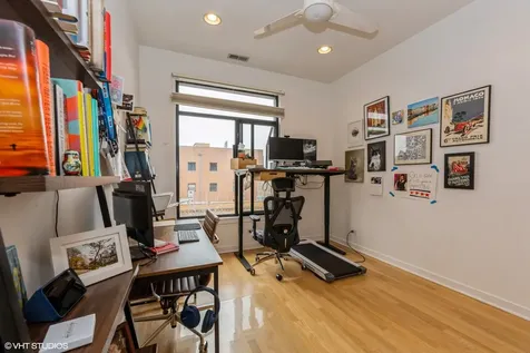 4003 North Wolcott Avenue Chicago IL 60613